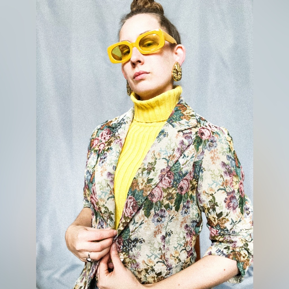 VINTAGE Floral Tapestry Blazer, Cinched Sleeves